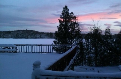 Brownfield House | Waterfront Lake House Perfect for any Season