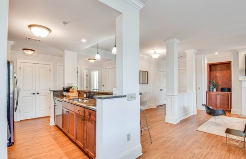 Lake Oconee Condo | Waterfront Lake Oconee Condo w/Lake Views!