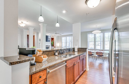 Lake Oconee Condo | Waterfront Lake Oconee Condo w/Lake Views!
