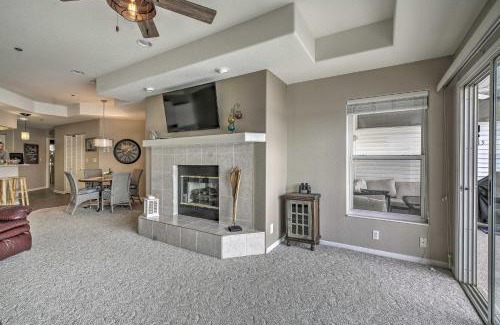 Lake Ozark Apartment | Waterfront Lake Ozark Condo with Pool Access