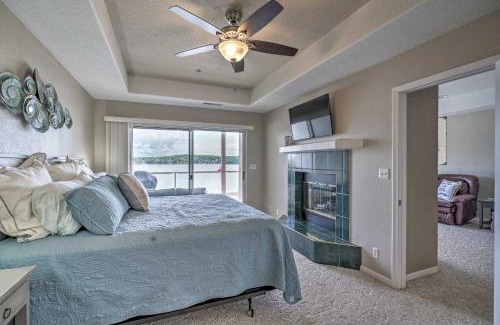 Lake Ozark Apartment | Waterfront Lake Ozark Condo with Pool Access
