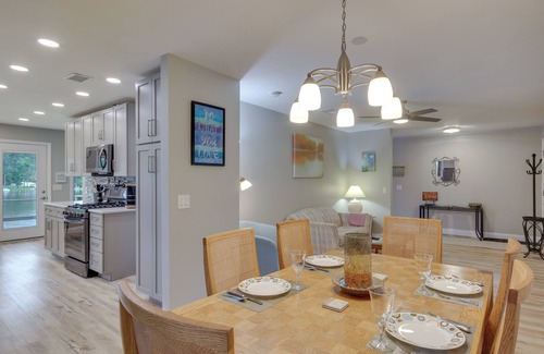 Chapin House | Waterfront Lakehouse w/Private Dock & Fire Pit!