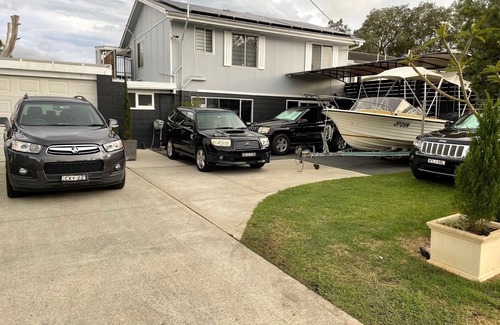 San Remo House | waterfront lakeside house to relax and rewind very relaxing break awayn n