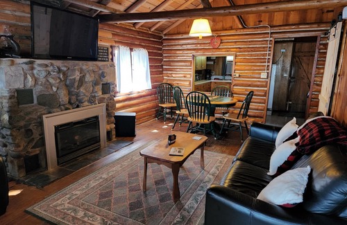 Williamsburg House | Waterfront log home on Elk Lake with dock and mooring, window A/C. Pet ok.