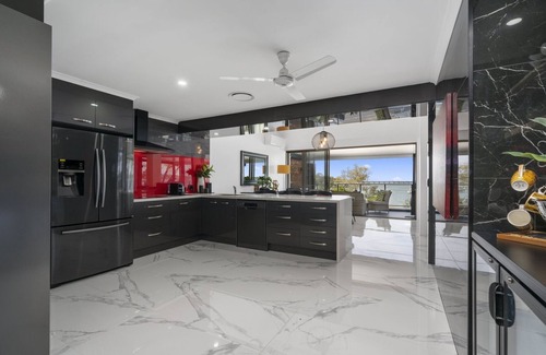 Bellara Apartment | Waterfront Luxury Penthouse Apartment