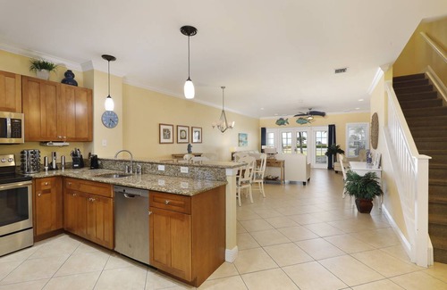 Marathon House | Waterfront luxury Villa (15) with spectacular sunset views and boat slip