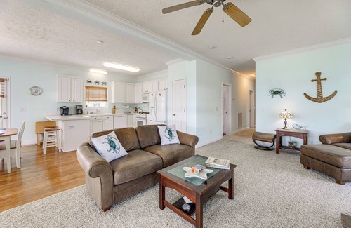 Merritt House | Waterfront Merritt Home w/Boat Dock & Deck!