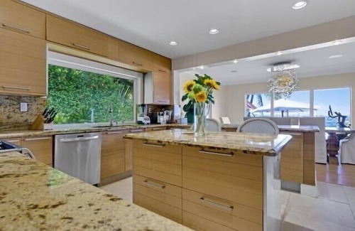 Miami Shores House | Waterfront Miami Dream home