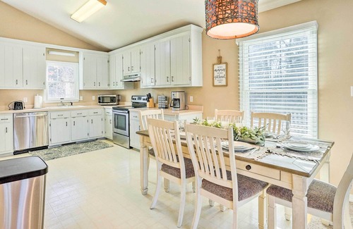 Mount Holly House | Waterfront Montross Home w/ Private Boat Dock