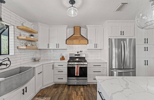 Florida Panhandle House | Waterfront Oasis Getaway - Boat Dock & Lift