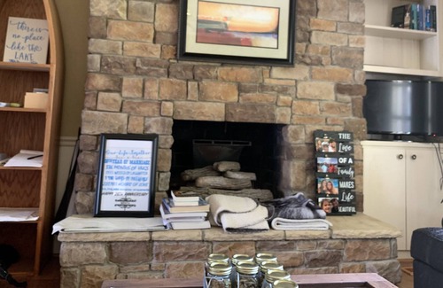 Southmont House | Waterfront on High Rock Lake! Salt water Pool and so much more