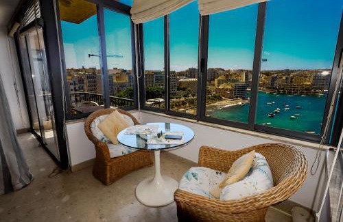 Tower Road Apartment | Waterfront Panorama Massive Three Bedrooms Flat 8S