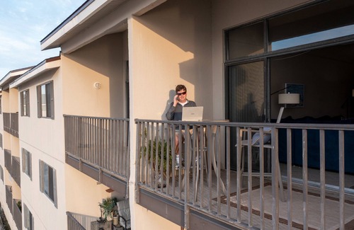 Ono Island Condo | Waterfront! Perfect Location!