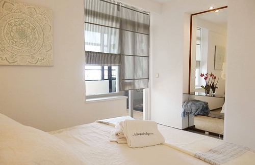 Torremolinos Hotel | Waterfront Playamar Apartments