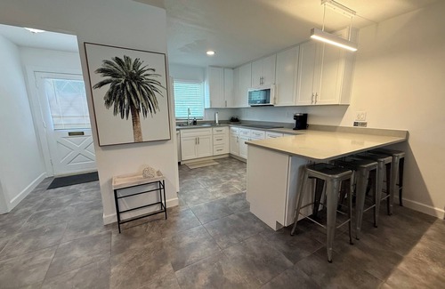Flor-a-mar House | Waterfront, Pool, Dock,Local Boat Rental for Islands, Golf, Beaches 1K/2Q/2