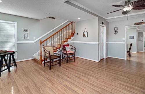 Jackson House | Waterfront, Private covered boat dock, Newly Remodeled,