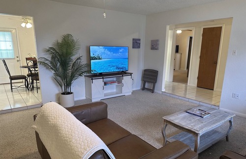Spring Hill House | Waterfront Ranch with Dock Close To Dining/Shopping