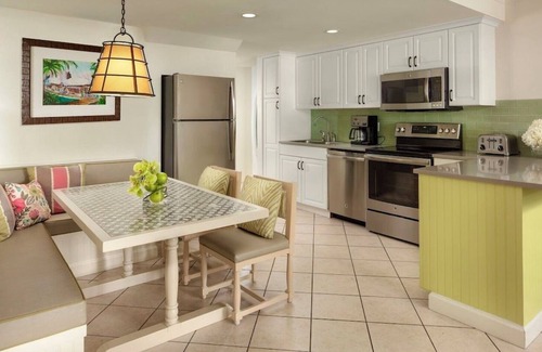 Truman Annex Resort | Waterfront Resort, Fantasy Fest, Old Town, 7 Nights, Pool, Hot Tub, Hyatt