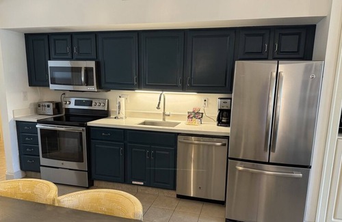 Key West Resort | Waterfront Resort, New Year’s Eve, 7 Nights, Sleeps 6, Pool, Hot Tub, Beach