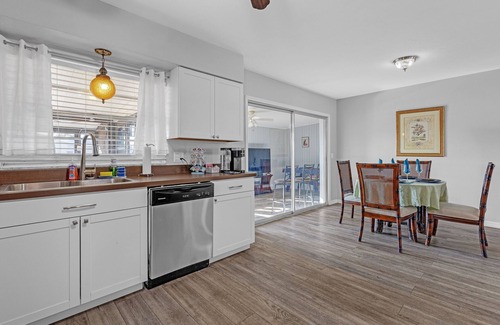 Inverness House | Waterfront Retreat W/Canal Access 3 Bedroom Home