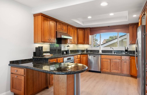 Santa Ana Apartment | Waterfront Retreat With Stunning Views Modern Co