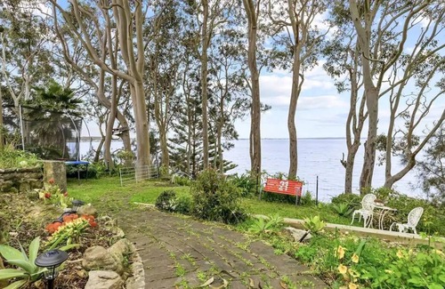 Wyongah House | Waterfront Retreat Wyongah | MHS