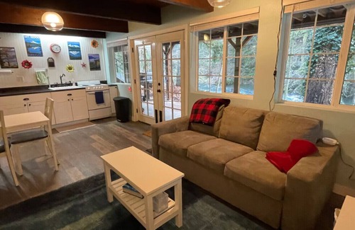 Washougal House | Waterfront: River’s Edge on Washougal River