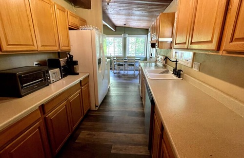 Washougal House | Waterfront: River’s Edge on Washougal River