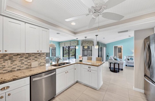Pebble Beach House | Waterfront Rotonda pool home - 305 Rotonda Circle