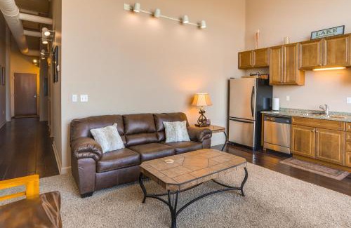 Sandusky Apartment | Waterfront Sandusky Vacation Rental Downtown!