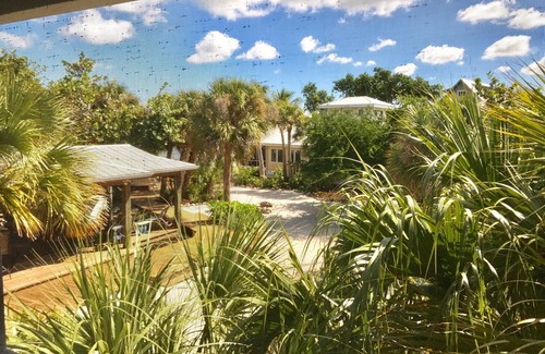 Placida House | Waterfront Sleeps 8 on the bay Beach-to-Bay private land; Dock-Wildlife-Secluded