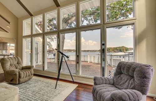 Sunrise Beach House | Waterfront Sunrise Beach Home with Boat Slip!