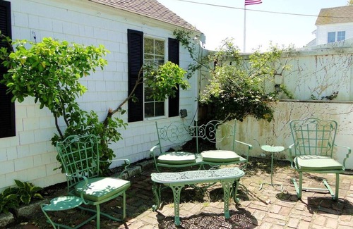 South Orleans Boat Rental | WATERFRONT -Topside Boathouse - Swim and Fish off the Deck !