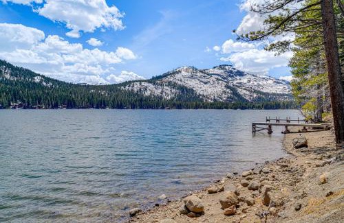 Truckee House | Waterfront Truckee Cabin on Donner Lake!