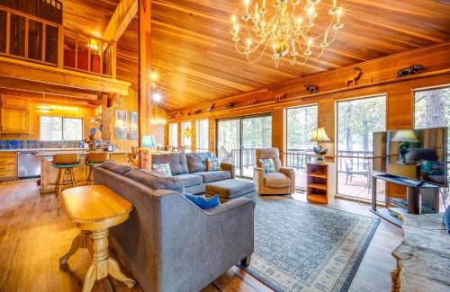 Truckee House | Waterfront Truckee Cabin on Donner Lake!