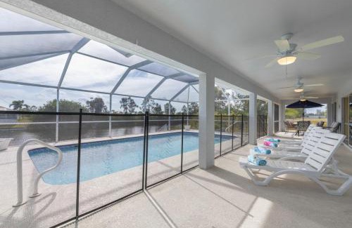 Mariner House | Waterfront Villa with Heated Pool - Villa Wine Down - Roelens Vacations