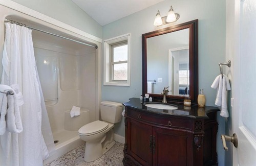 Dandridge House | Waterfront Vista