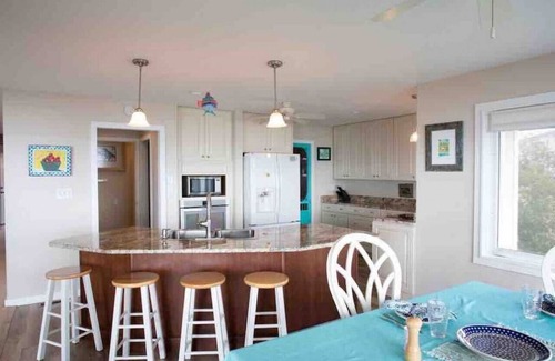 Morehead City Apartment | Waterfront w/New Heated Pool and Private Pier.