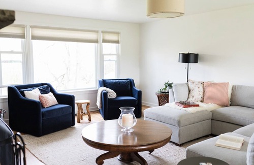 Fertility Cottage | Waterfront with Wood Fireplace + Outdoor Firepit + Paddleboat +1 mile to outlets