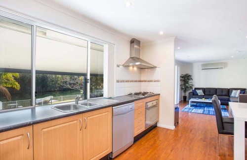 Lake Conjola House | Waterfront Wonder Sum