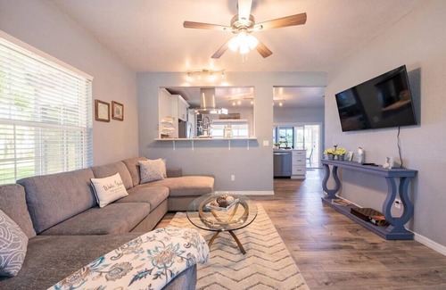 Winter Garden House | WATERFRONTWntrGdnHSE VIEWS Dock Wildlife 13mi Disn