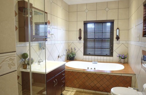 Waterkloof House | Waterkloof Guest House