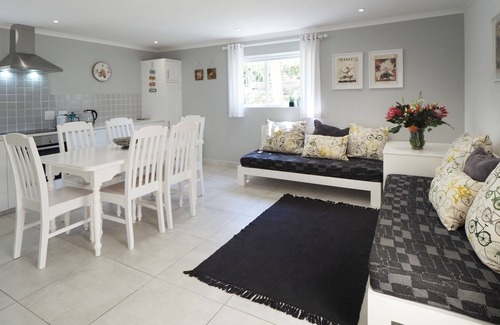Hout Bay Apartment | Waterland