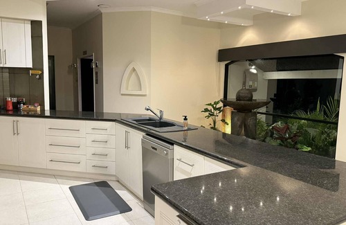 South Yunderup House | Waterlink Retreat - canal views with easy access to both the canal and the river