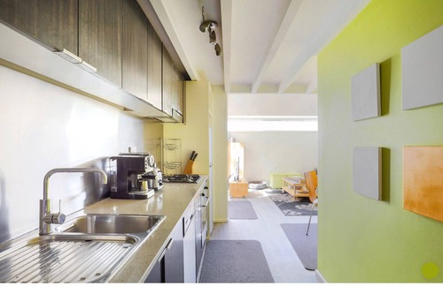 St Kilda Apartment | Waterloo 1 bedroom Loft Apartment w Free WiFi + parking