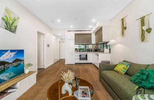 Waterloo Apartment | Waterloo Fun & Shop Dual Enjoy Apartment
