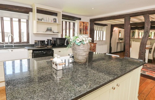 Hethel Cottage | WATERLOO PLACE ALL UNITS, character holiday cottage in Banham