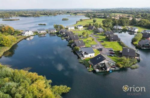 South Cerney House | Waters Edge 04, Waterside Lodge P