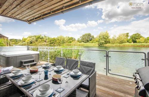 South Cerney House | Waters Edge 04, Waterside Lodge P