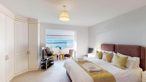 Deganwy House | Waters Edge